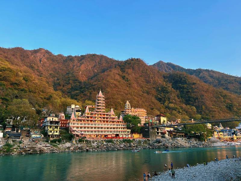 Rishikesh town and temples on the banks of the Ganga